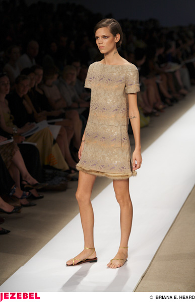 Illustration for article titled J. Mendel Spring/Summer '08 Show & Scene